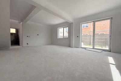 Duplex cu 4 camere cu Canalizare în Giroc - 6