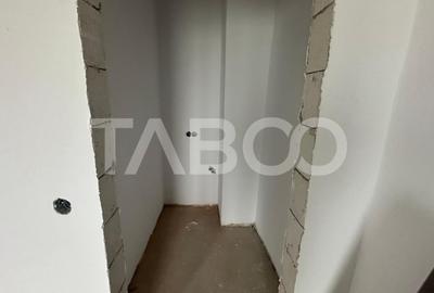 Apartament cu 3 camere semidecomandat în Turnișor - 5