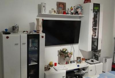 Apartament cu 2 camere decomandat în Micro 12 - 7