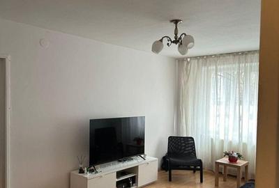Apartament cu 4 camere decomandat, mobilat în Rahova
