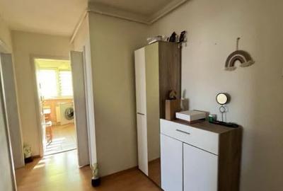 Apartament cu 3 camere, semidecomandat - zona Calea Bucurest - 4