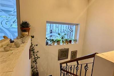 Casă cu 5 camere cu Teren 550 Mp în Bucium - 10