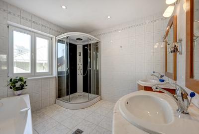 Casă individuală cu 7 camere cu Canalizare în Kiseleff - 10