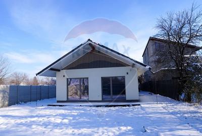 Casă cu 4 camere cu Teren 952 Mp în Moara Vlăsiei