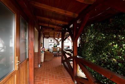 Vila formata din 4 apartamente in Cordau, zona President. - 28