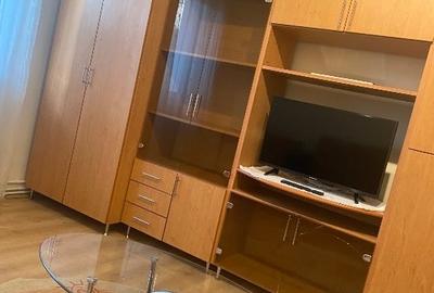 Apartament cu 2 camere semidecomandat, mobilat în Mihai Viteazul