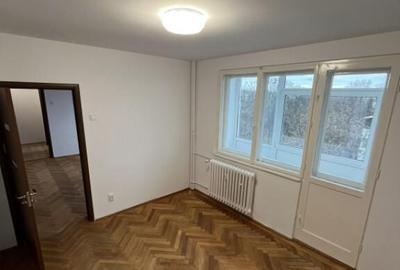 Apartament 2 camere zona Nord (Cameliei), etaj 5, renova - 1