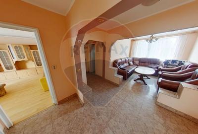 Apartament cu 4 camere decomandat, mobilat în Vest - 6