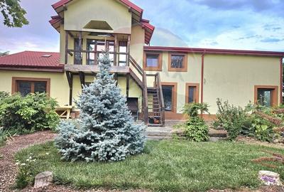 Casă cu 7 camere cu Teren 6000.7202148438 Mp în Periferie - 2