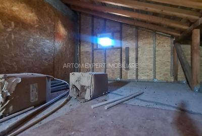 Casă cu 4 camere cu Teren 200 Mp în Berceni - 2