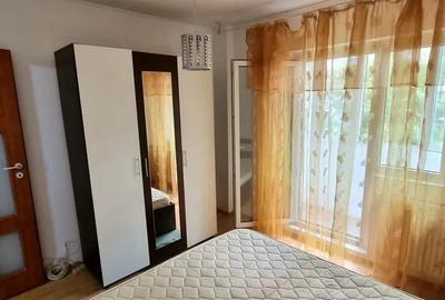 Apartament 2 camere, semidecomandat, 53mp, balcon, metrou aproape, Teiul Doamnei - 2