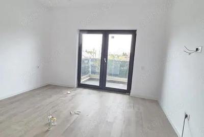 Casă cu 4 camere în Chercea