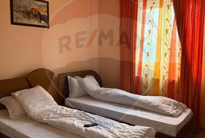 Casă cu 8 camere cu Teren 462 Mp în Central - 6