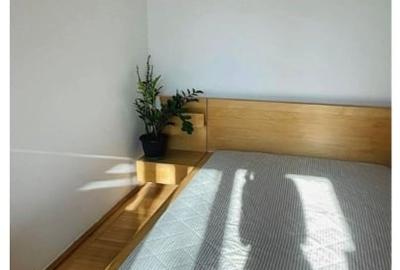 Apartament cu 2 camere semidecomandat, mobilat în Baba Novac