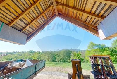 Casă cu 4 camere în Mara - 8