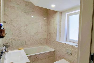 Casă cu 4 camere cu Teren 378 Mp în Blejoi - 1