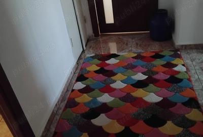 Apartament cu 3 camere decomandat în Filiași - 4