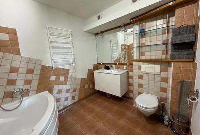 Garsonieră decomandată în Tei