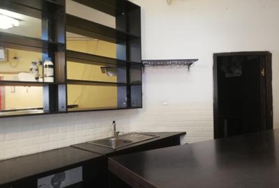 Parcul Carol activitati comerciale,horeca, showrrom, servicii - 9