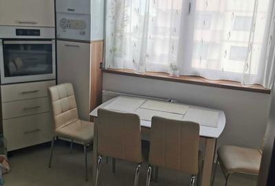 Apartament cu 3 camere decomandat în Central - 2