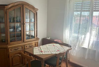 Vand URGENT apartament la casa, centru. - 2