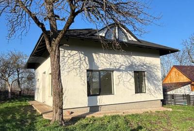 Casă cu 7 camere cu Teren 900 Mp în Central - 13