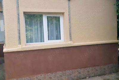 Casă cu 4 camere cu Teren 1300 Mp în Singureni - 2