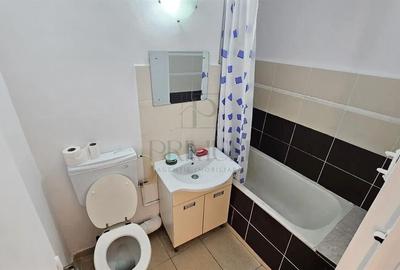 OLIMPIA STADION - BLOC IZOLAT - LIFT - 3 camere - rulouri - 8