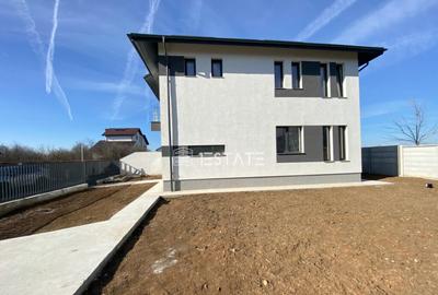 Casă cu 4 camere cu Canalizare în Mogoșoaia - 16