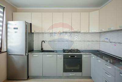 Casă individuală cu 7 camere cu Teren 600 Mp în Haieu - 7