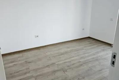 Apartament cu 3 camere în Central - 3