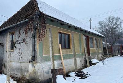 Casă cu 3 camere cu Teren 80 Mp în Central - 2