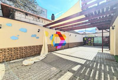 Spațiu comercial, de 300 mp, în Noua - 22