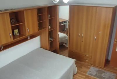 Proprietar inchiriez apartament doua camere - 3