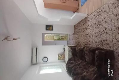 Apartament cu 3 camere decomandat în Central - 1