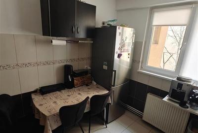 Apartament cu 3 camere circular, mobilat în Griviței