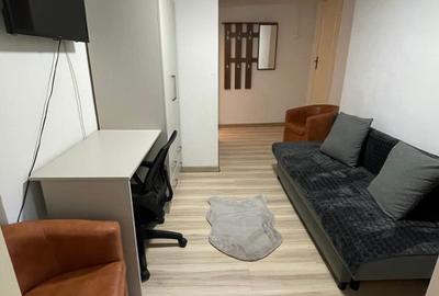 Garsonieră decomandată în Central - 1