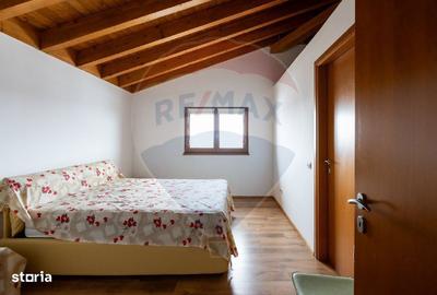 Casă cu 8 camere cu Garaj în Filipești - 12