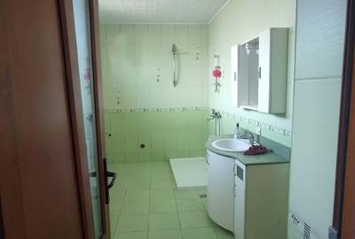 Casă cu 3 camere cu Canalizare în Șelimbăr - 1