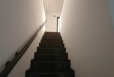 Apartament cu 5 camere decomandat, mobilat în Aviației - 16