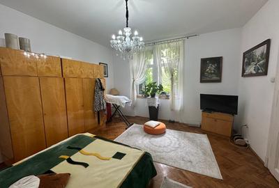 Vand Apartament la casa - 3 camere - garaj - curte - Ultracentral - 6