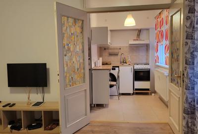 Garsoniera la parter-Bd Garii de Est - 12