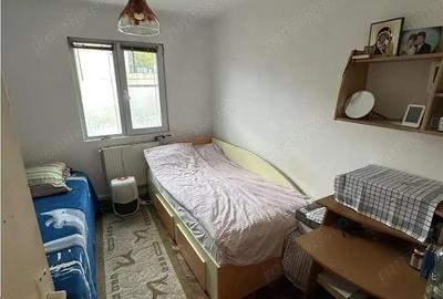 Apartament cu 3 camere semidecomandat în Cetății - 3