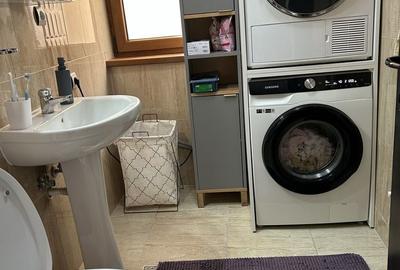 Apartament cu 3 camere decomandat în Central - 1