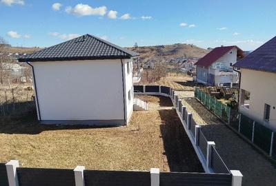 Casă cu 3 camere cu Teren 450 Mp în Burdujeni - 3