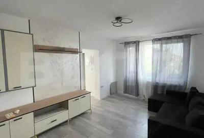 Apartament spa?ios cu 3 camere de vanzare in Beclean ideal pentru o familie!