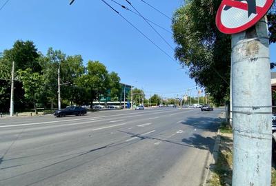Spatiu comercial, stradal, de inchiriat - 28