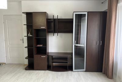 Garsonieră decomandată, mobilată în P-ța Muncii - 4