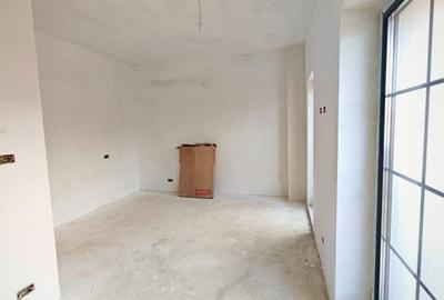 Casă cu 4 camere decomandat în Central - 5