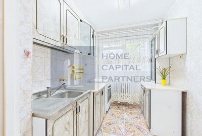 Apartament cu 3 camere decomandat în Obor